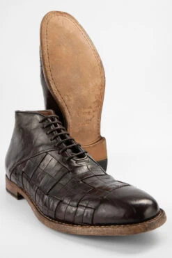 PARKER Dark-cocoa Woven Leather Chukka Boots. 13 PARKER Dark-cocoa Woven Leather Chukka Boots. -Untamedstreet Shop PARKER men ankle boots brown luxury leather weaved distressed made in italyMID TILTED 0024 10