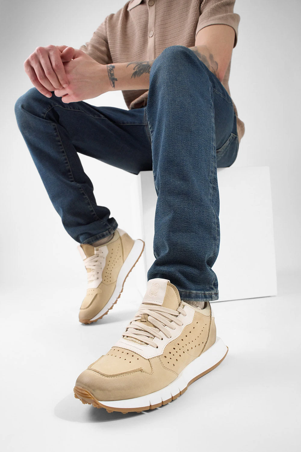 PEARCE Desert-brown Nubuck Runners. 12 PEARCE Desert-brown Nubuck Runners. - Image 12