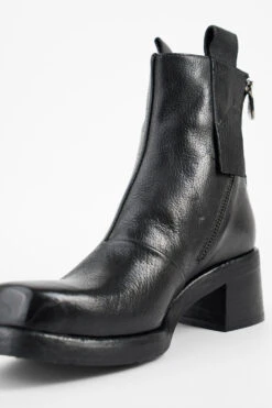QUINN Urban-black Zipped Ankle Boots. -Untamedstreet Shop QUINN urban black zipped ankle leather boots MACROS 07543