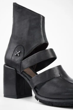 SHELLEY Jet-black Mid-heel Tall Sandals. -Untamedstreet Shop SHELLEYblackmid heeltallsandalMACRO W 09977