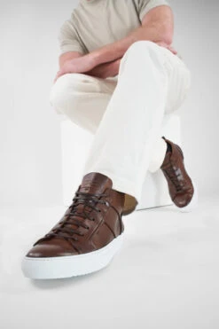 SKYE Noble-brown Folded Mid Patina Sneakers. -Untamedstreet Shop SKYE men sneakers mid high brown luxury calf leather patina made in italyLF SS24 04805