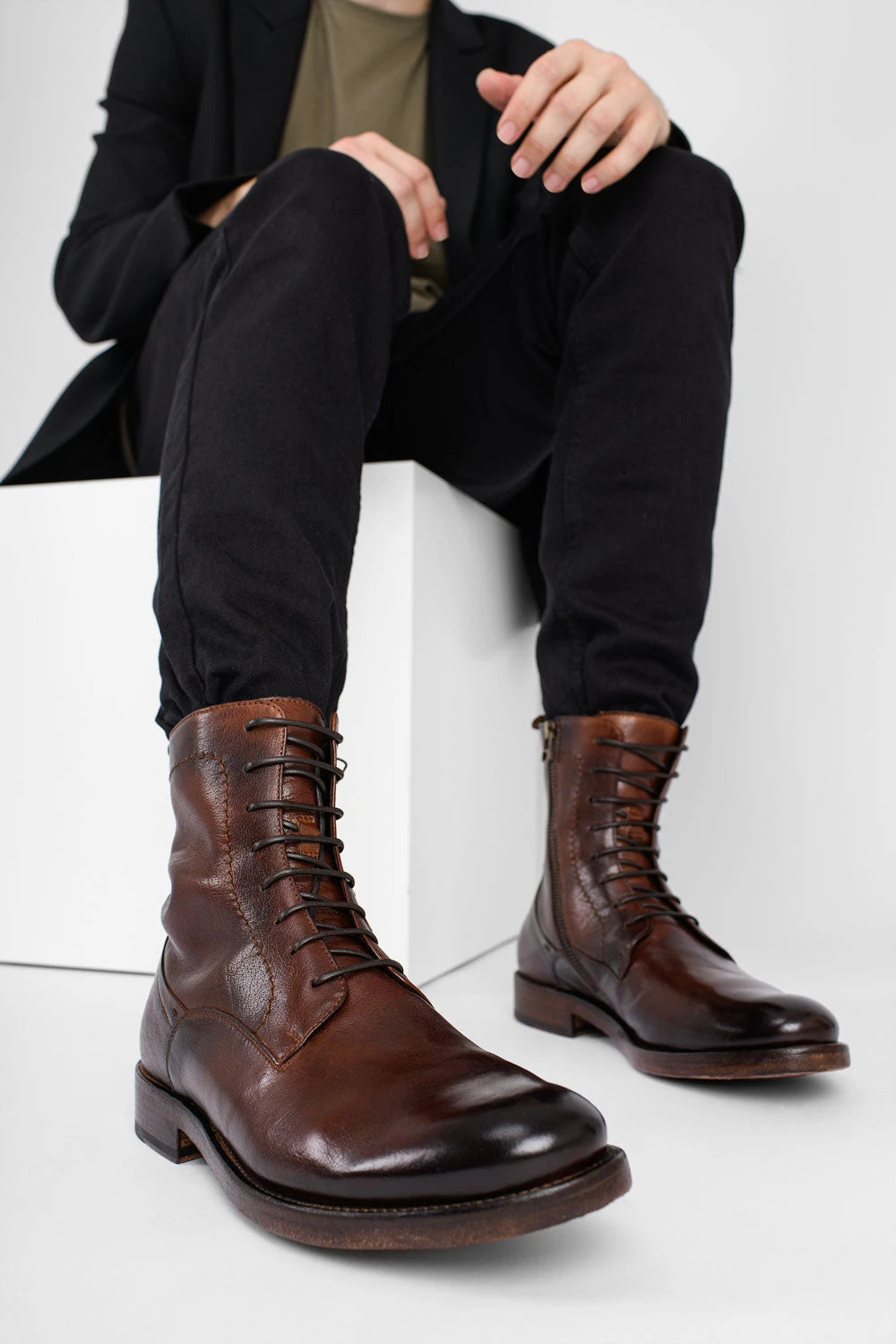 SLOANE Timber-brown Commando Boots. 3 SLOANE Timber-brown Commando Boots. - Image 3