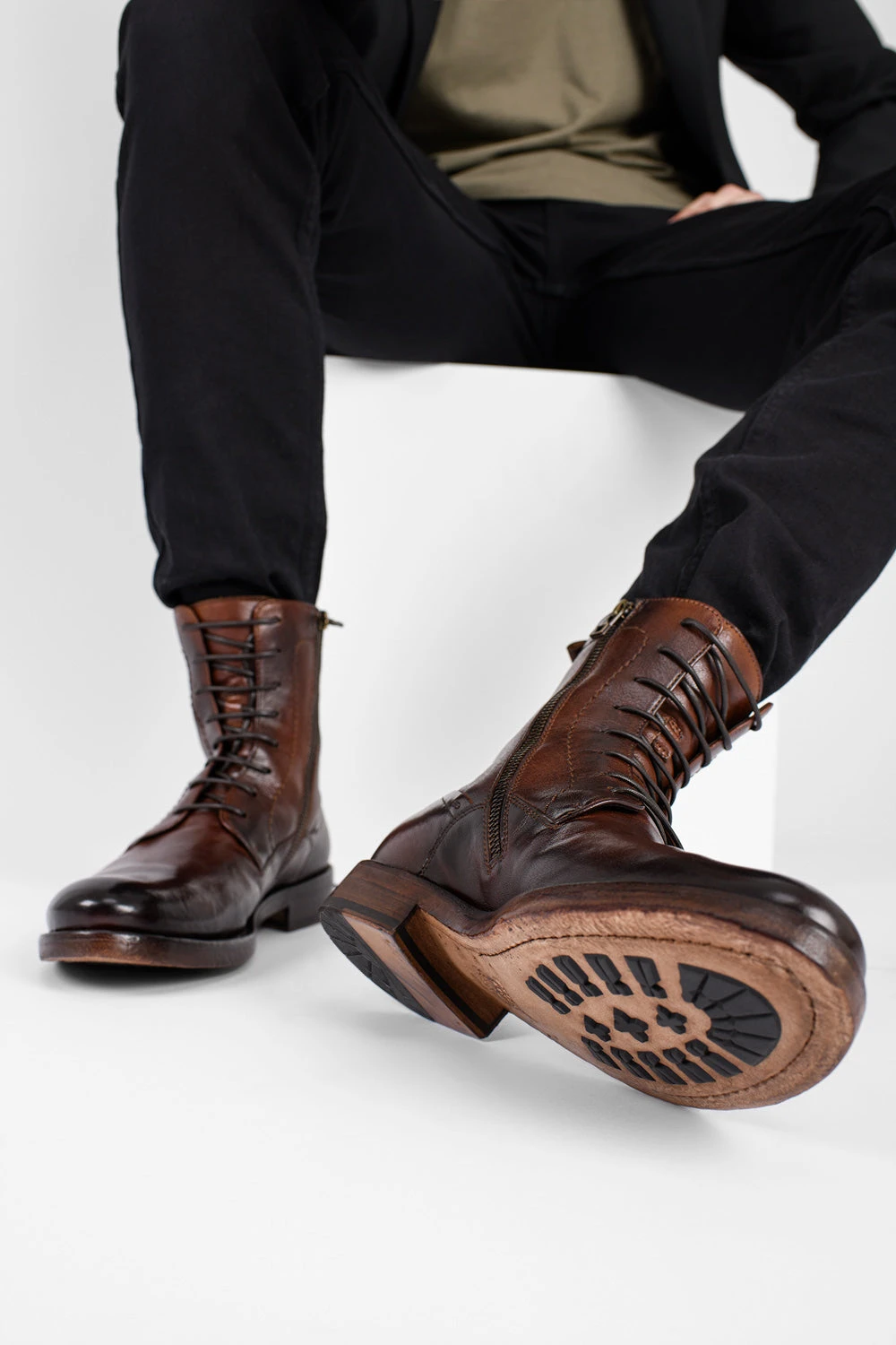 SLOANE Timber-brown Commando Boots. 5 SLOANE Timber-brown Commando Boots. - Image 5
