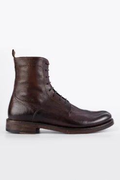 SLOANE Timber-brown Commando Boots.