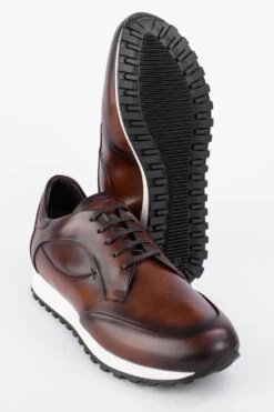 SOHO EDGE Cocoa-brown Patina Runners. -Untamedstreet Shop SOHO RUNNERS DERBY COGNAC 03