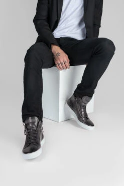 SOHO Aluminium-grey Patina High Sneakers. -Untamedstreet Shop SOHO men HT Sneakers Aluminium Grey LF 04 42974aaf 327e 442f ab43 b14b320820d6