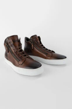 SOHO Cocoa-brown Patina High Sneakers. -Untamedstreet Shop SOHO men HT Sneakers Cocoa Brown 02 992cce1f fa4f 4db6 aefe 8cd63e7c0128
