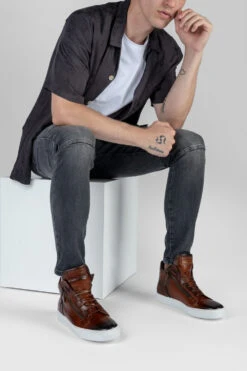 SOHO Cocoa-brown Patina High Sneakers. -Untamedstreet Shop SOHO men HT Sneakers Cocoa Brown LF 07 579785a9 fb5b 4f83 9ddd aa2899f9fdec