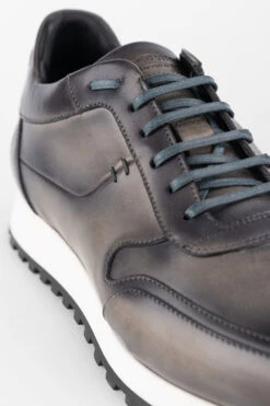 SOHO Aluminium-grey Patina Runners. -Untamedstreet Shop SOHO men Runners Sneakers Aluminium Grey 04 d58fc9c5 2eb6 48f7 acc7 4b7b7348aa64