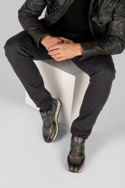 SOHO Aluminium-grey Patina Runners. -Untamedstreet Shop SOHO men Runners Sneakers Aluminium Grey LF 02 d8587d38 4440 4a46 b889 24ea58b305a2