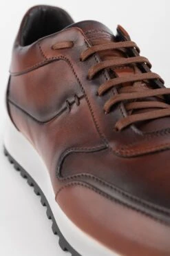 SOHO Cocoa-brown Patina Runners. -Untamedstreet Shop SOHO men Runners Sneakers Cocoa Brown 04 484fdb07 c9ae 40d4 b17d a87925a1b1c1