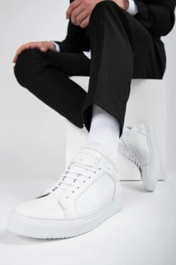 SOHO White-whisper Sneakers. -Untamedstreet Shop SOHO men sneakers trainers low white luxury calf leather minimalist made in italy10918