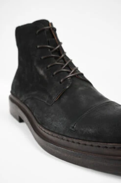 YALE Distressed-black Welted Derby Lace Up Boots. -Untamedstreet Shop YALE distressed black welted derby lace up leather boots W2406183 1
