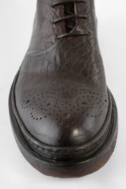 YORK Cigar-brown Grained Welted Chukka Boots. -Untamedstreet Shop YORK men boots chukka cigar brown luxury grained leather distressed made in italyCapture0283