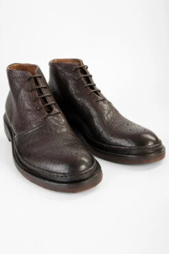 YORK Cigar-brown Grained Welted Chukka Boots. -Untamedstreet Shop YORK men boots chukka cigar brown luxury grained leather distressed made in italyFRONT 0088
