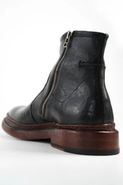 YORK Urban-black Welted Laceless Boots. 15 YORK Urban-black Welted Laceless Boots. -Untamedstreet Shop YORK urban black welted laceless boots leather made in italy untamed street MACROS01829 7c4f4621 2759 49d6 a021 0d2c6ea9b107
