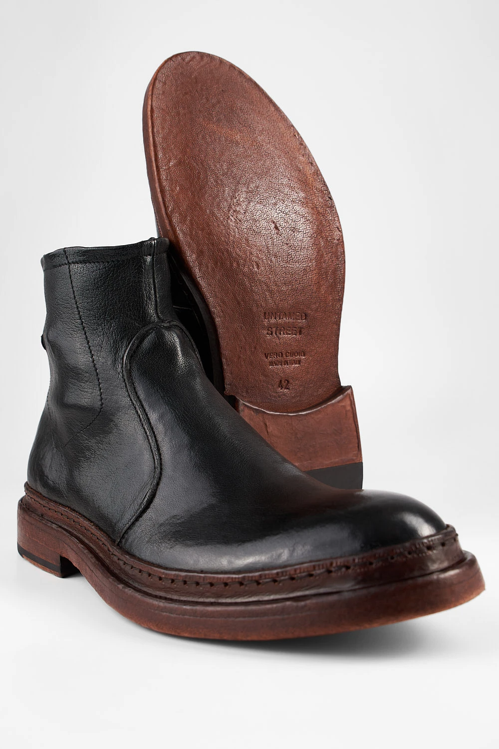 YORK Urban-black Welted Laceless Boots. 2 YORK Urban-black Welted Laceless Boots. - Image 2