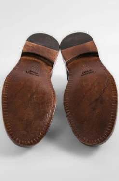 YORK Lava-grey Suede Welted Chukka Boots. -Untamedstreet Shop YORK men shoes derby green luxury buffalo leather distressed made in italy04 cd61693e 0030 44d0 9eca 851613f796a2